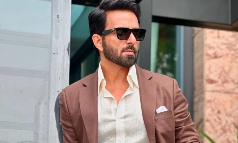 ਸੱਟੇਬਾਜ਼ੀ ਐਪ ਮਾਮਲੇ ਚ ED ਸੋਨੂੰ ਸੂਦ ਨੂੰ ਹੈੱਡਕੁਆਰਟਰ 'ਚ ਪੇਸ਼ ਹੋਣ ਲਈ ਕਿਹਾ 1 d4 2