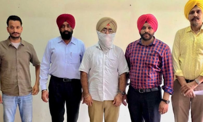 ਪੈਸੇ ਲਈ ਵਿਕ ਗਿਆ ASI 1 sa 27