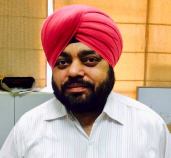 ਪ੍ਰਸ਼ਾਸਕੀ ਅਫ਼ਸਰ ਗੁਰਦੀਪ ਸਿੰਘ ਤਰੱਕੀ ਉਪਰੰਤ ਅਧੀਨ-ਸਕੱਤਰ ਵਜੋਂ ਹੋਏ ਪਦ-ਉੱਨਤ 1 01 Gurdeep Singh NEW