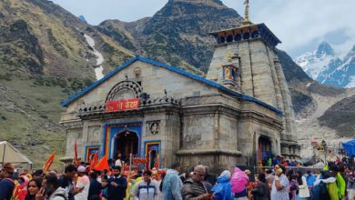 ਸਰਦੀਆਂ ਲਈ ਕੇਦਾਰਨਾਥ ਧਾਮ ਦੇ ਦਰਵਾਜ਼ੇ ਬੰਦ, ਬਾਬਾ ਕੇਦਾਰ ਦੀ ਪਾਲਕੀ ਉਖੀਮਠ ਲਈ ਰਵਾਨਾ 2 Photo of ਸਰਦੀਆਂ ਲਈ ਕੇਦਾਰਨਾਥ ਧਾਮ ਦੇ ਦਰਵਾਜ਼ੇ ਬੰਦ, ਬਾਬਾ ਕੇਦਾਰ ਦੀ ਪਾਲਕੀ ਉਖੀਮਠ ਲਈ ਰਵਾਨਾ