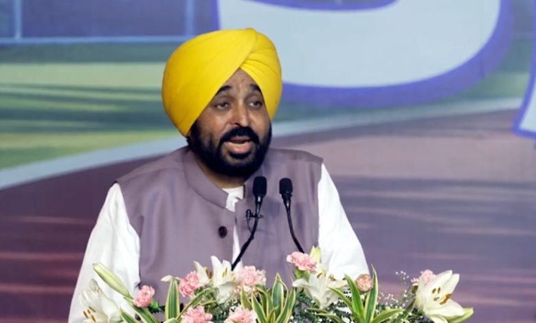 ਬਠਿੰਡਾ ਵਿਖੇ CM ਮਾਨ ਨੇ ਖੇਡ ਮੈਦਾਨ ਦਾ ਰੱਖਿਆ ਨੀਂਹ-ਪੱਥਰ 1 HG 1