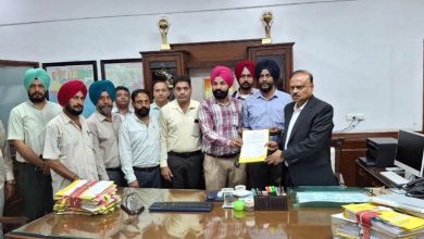 Photo of PSPCL ਤੇ PSTCL ਦੀ ਸਰਕਾਰ ਨੂੰ ਚੇਤਾਵਨੀ, ਕਿਹਾ- ਸਰਕਾਰੀ ਜ਼ਮੀਨਾਂ ਵੇਚਣ ਦੀ ਕੋਸ਼ਿਸ਼ ਕੀਤੀ ਤਾਂ ਕੀਤਾ ਜਾਵੇਗਾ ਵੱਡਾ ਸੰਘਰਸ਼