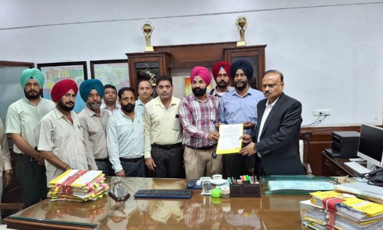 PSPCL ਤੇ PSTCL ਦੀ ਸਰਕਾਰ ਨੂੰ ਚੇਤਾਵਨੀ, ਕਿਹਾ- ਸਰਕਾਰੀ ਜ਼ਮੀਨਾਂ ਵੇਚਣ ਦੀ ਕੋਸ਼ਿਸ਼ ਕੀਤੀ ਤਾਂ ਕੀਤਾ ਜਾਵੇਗਾ ਵੱਡਾ ਸੰਘਰਸ਼ 1 Untitled 1 26