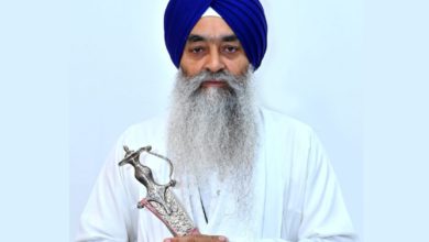 Photo of ਦੁਨੀਆ ਦੇ ਸਭ ਤੋਂ ਵੱਡੇ ਲੋਕਤੰਤਰ ’ਚ ਸਿੱਖਾਂ ਨਾਲ ਬੇਰੁਖੀ ਦਿਖਾਈ ਜਾ ਰਹੀ ਹੈ :- ਗਿਆਨੀ ਰਘਬੀਰ ਸਿੰਘ