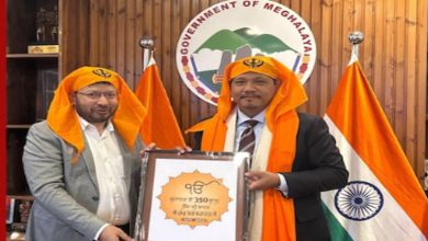 ਸ੍ਰੀ ਗੁਰੂ ਤੇਗ਼ ਬਹਾਦਰ ਜੀ ਦਾ 350ਵਾਂ ਸ਼ਹੀਦੀ ਦਿਹਾੜਾ, ਡਾ. ਰਵਜੋਤ ਸਿੰਘ ਨੇ ਮੇਘਾਲਿਆ ਦੇ CM ਨੂੰ ਸੱਦਾ ਦਿੱਤਾ 3 Photo of ਸ੍ਰੀ ਗੁਰੂ ਤੇਗ਼ ਬਹਾਦਰ ਜੀ ਦਾ 350ਵਾਂ ਸ਼ਹੀਦੀ ਦਿਹਾੜਾ, ਡਾ. ਰਵਜੋਤ ਸਿੰਘ ਨੇ ਮੇਘਾਲਿਆ ਦੇ CM ਨੂੰ ਸੱਦਾ ਦਿੱਤਾ