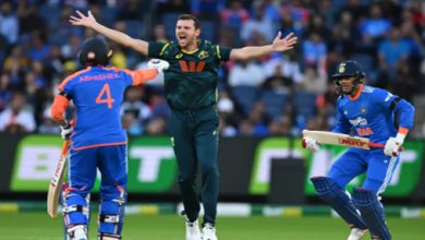 ਦੂਜੇ ਟੀ-20 'ਚ ਆਸਟ੍ਰੇਲੀਆ ਨੇ ਭਾਰਤ ਨੂੰ 4 ਵਿਕਟਾਂ ਨਾਲ ਹਰਾਇਆ 3 Photo of ਦੂਜੇ ਟੀ-20 ‘ਚ ਆਸਟ੍ਰੇਲੀਆ ਨੇ ਭਾਰਤ ਨੂੰ 4 ਵਿਕਟਾਂ ਨਾਲ ਹਰਾਇਆ