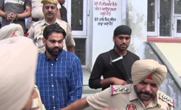 ਅੰਮ੍ਰਿਤਸਰ ਏਅਰਪੋਰਟ ਪਹੁੰਚਿਆ ਜੱਗੂ ਭਗਵਨਾਪੁਰੀਆ, ਅਦਾਲਤ ‘ਚ ਕੀਤਾ ਜਾਵੇਗਾ ਪੇਸ਼ 1 g 14