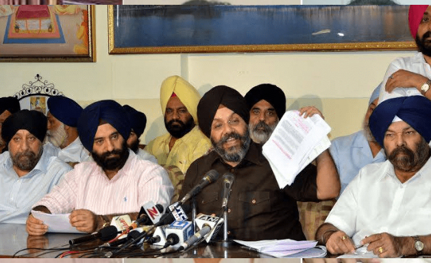 Delhi SGPC ਕਮੇਟੀ ਦੇ ਜਨਰਲ ਹਾਊਸ ਵਲੋਂ ਤਿੰਨ ਸਾਬਕਾ ਪ੍ਰਧਾਨਾਂ ਦੀ ਮੈਂਬਰਸ਼ਿਪ ਰੱਦ 1 g 3