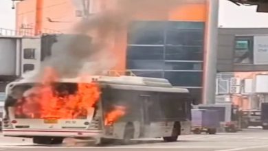 ਹਵਾਈ ਅੱਡੇ 'ਤੇ ਏਅਰ ਇੰਡੀਆ ਦੀ ਬੱਸ ਨੂੰ ਲੱਗੀ ਅੱਗ 2 Photo of ਹਵਾਈ ਅੱਡੇ ‘ਤੇ ਏਅਰ ਇੰਡੀਆ ਦੀ ਬੱਸ ਨੂੰ ਲੱਗੀ ਅੱਗ