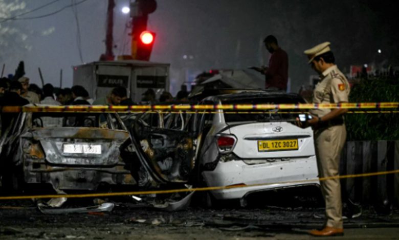 ਦਿੱਲੀ ਕਾਰ ਧਮਾਕਾ ਮਾਮਲੇ ’ਚ ਅਲ-ਫਲਾਹ ਯੂਨੀਵਰਸਿਟੀ ਦਾ ਐਮਬੀਬੀਐਸ ਵਿਦਿਆਰਥੀ ਬੰਗਾਲ ਤੋਂ ਗ੍ਰਿਫ਼ਤਾਰ 1 1 3