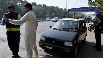 Photo of ਪਾਕਿਸਤਾਨ ਦੇ ਪੇਸ਼ਾਵਰ ਵਿੱਚ ਫੈਡਰਲ ਕਾਂਸਟੇਬੁਲਰੀ ਹੈੱਡਕੁਆਰਟਰ ‘ਤੇ  ਹਮਲਾ, ਮਾਰੇ ਗਏ ਆਤਮਘਾਤੀ ਹਮਲਾਵਰ