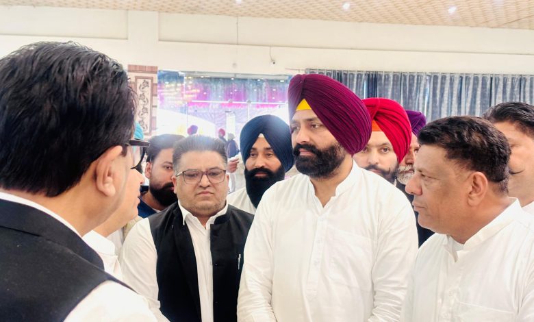 ਲਾਲਜੀਤ ਭੁੱਲਰ ਨਾਲ ਮੀਟਿੰਗ ਮਗਰੋਂ ਪਨਬੱਸ ਤੇ ਪੀ ਆਰ ਟੀ ਸੀ ਦੇ ਆਰਜ਼ੀ ਮੁਲਾਜ਼ਮਾਂ ਨੇ ਹੜਤਾਲ ਕੀਤੀ ਖ਼ਤਮ 1 591417057 1414793787323902 1698029639834758547 n