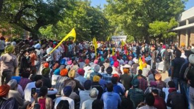 Photo of ਸੈਨੇਟ ਚੋਣ ‘ਤੇ PU ਬਚਾਓ ਮੋਰਚੇ ਦਾ ਅਲਟੀਮੇਟਮ, ਨਹੀਂ ਲਿਆ ਫੈਸਲਾ ਤਾਂ 26 ਨਵੰਬਰ ਨੂੰ ਚੁੱਕਾਂਗੇ ਵੱਡਾ ਕਦਮ