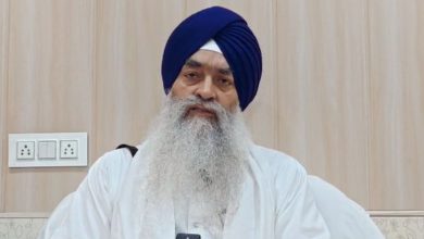 Photo of ਛੁੱਟੀ ਤੇ ਗਏ ਸ੍ਰੀ ਦਰਬਾਰ ਸਾਹਿਬ ਦੇ ਹੈੱਡ ਗ੍ਰੰਥੀ ਗਿਆਨੀ ਰਘੂਬੀਰ ਸਿੰਘ, ਅਮਰਜੀਤ ਸਿੰਘ ਮਿਲੀ ਜ਼ਿੰਮੇਵਾਰੀ