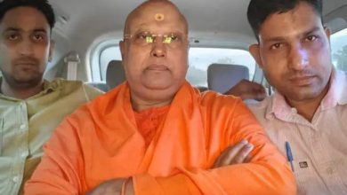 16 ਵਿਦਿਆਰਥਣਾਂ ਨਾਲ ਜਿਨਸੀ ਸ਼ੋਸ਼ਣ ਦੇ ਦੋਸ਼ੀ ਚੈਤਨਿਆਨੰਦ ਸਰਸਵਤੀ ਨੇ ਕਿਹਾ ਜਾਨ ਨੂੰ ਖ਼ਤਰਾ 9 Photo of 16 ਵਿਦਿਆਰਥਣਾਂ ਨਾਲ ਜਿਨਸੀ ਸ਼ੋਸ਼ਣ ਦੇ ਦੋਸ਼ੀ ਚੈਤਨਿਆਨੰਦ ਸਰਸਵਤੀ ਨੇ ਕਿਹਾ ਜਾਨ ਨੂੰ ਖ਼ਤਰਾ