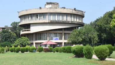 Photo of Panjab University ’ਚ ਭਲਕੇ ਮੁੜ ਹੰਗਾਮਾ ਹੋਣ ਦੇ ਆਸਾਰ, PU ਪ੍ਰਸ਼ਾਸਨ ਵੱਲੋਂ ਜਾਰੀ ਨੋਟੀਫਿਕੇਸ਼ਨ ’ਤੇ ਵਿਦਿਆਰਥੀਆਂ ਦੀ ਦੋ ਟੁੱਕ