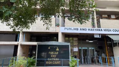 Photo of ਪੰਜਾਬ ਦੇ ਦੋ ਸਾਬਕਾ ਨਿਆਇਕ ਅਧਿਕਾਰੀਆਂ ਨੂੰ HC ਤੋਂ ਰਾਹਤ ਨਹੀਂ, ਪ੍ਰੀਮੈਚਿਓਰ ਰਿਟਾਇਰਮੈਂਟ ਬਰਕਰਾਰ
