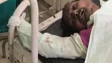 Photo of ਯੂਪੀ: ਅਯੁੱਧਿਆ ਵਿੱਚ, ਇੱਕ ਮਰੀਜ਼ ਦੇ ਹੱਥ-ਪੈਰ ਬਿਸਤਰੇ ਨਾਲ ਬੰਨ੍ਹੇ, ਡਾਕਟਰਾਂ ਨੇ ਸ਼ੂਗਰ ਦੇ ਮਰੀਜ਼ ਨੂੰ ਮਾਨਸਿਕ ਰੋਗੀ ਸਮਝ ਲਿਆ