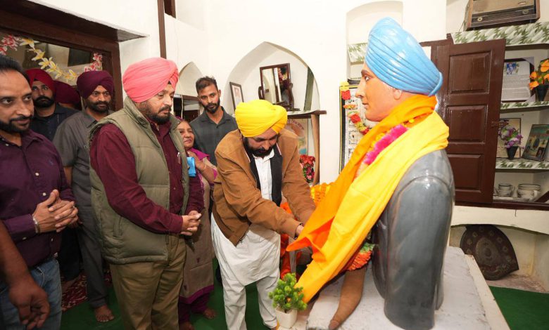 ਸ਼ਹੀਦ ਕਰਤਾਰ ਸਿੰਘ ਸਰਾਭਾ ਨੇ ਦੇਸ਼ ਨੂੰ ਵਿਦੇਸ਼ੀ ਸਾਮਰਾਜਵਾਦ ਦੇ ਚੁੰਗਲ ਤੋਂ ਮੁਕਤ ਕਰਵਾਉਣ ਲਈ ਅਹਿਮ ਭੂਮਿਕਾ ਨਿਭਾਈ 1 sraba