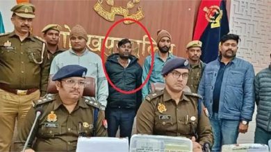 4 ਗਰਲਫ੍ਰੈਂਡ, 3 ਪ੍ਰੇਗਨੇਂਟ ਤੇ SDM ਨੂੰ ਜੜ੍ਹਿਆ ਥੱਪੜ. 6 Photo of 4 ਗਰਲਫ੍ਰੈਂਡ, 3 ਪ੍ਰੇਗਨੇਂਟ ਤੇ SDM ਨੂੰ ਜੜ੍ਹਿਆ ਥੱਪੜ.