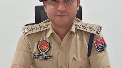 DGP ਯਾਦਵ ਵੱਲੋਂ ਵੱਡੀ ਕਾਰਵਾਈ, DSP ਬਬਨਦੀਪ ਸਿੰਘ ਨੂੰ ਕੀਤਾ ਮੁਅੱਤਲ 5 Photo of DGP ਯਾਦਵ ਵੱਲੋਂ ਵੱਡੀ ਕਾਰਵਾਈ, DSP ਬਬਨਦੀਪ ਸਿੰਘ ਨੂੰ ਕੀਤਾ ਮੁਅੱਤਲ