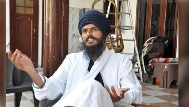 ਸਾਂਸਦ ਅੰਮ੍ਰਿਤਪਾਲ ਸਿੰਘ ਵੱਲੋਂ ਦਾਇਰ ਕੀਤੀ ਗਈ ਪਟੀਸ਼ਨ ‘ਤੇ ਪੰਜਾਬ ਸਰਕਾਰ ਵੱਲੋਂ 5000 ਪੰਨ੍ਹਿਆਂ ਦਾ ਜਵਾਬ ਦਾਖਲ 4 Photo of ਸਾਂਸਦ ਅੰਮ੍ਰਿਤਪਾਲ ਸਿੰਘ ਵੱਲੋਂ ਦਾਇਰ ਕੀਤੀ ਗਈ ਪਟੀਸ਼ਨ ‘ਤੇ ਪੰਜਾਬ ਸਰਕਾਰ ਵੱਲੋਂ 5000 ਪੰਨ੍ਹਿਆਂ ਦਾ ਜਵਾਬ ਦਾਖਲ