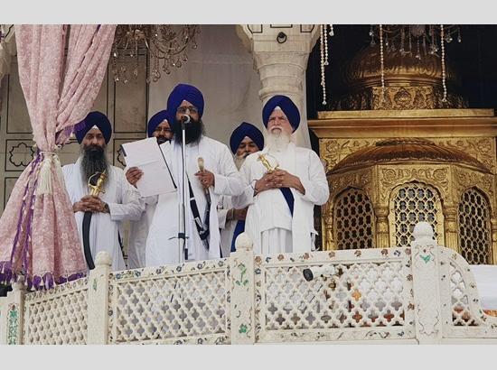 ਅਕਾਲ ਤਖ਼ਤ ਸਾਹਿਬ ਨੇ ਵਲਟੋਹਾ ਅਤੇ ਜਥੇਦਾਰ ਗੁਰਬਚਨ ਸਿੰਘ ’ਤੇ ਲੱਗੀ ਪਾਬੰਦੀ ਹਟਾਈ ਤੇ ਵੀ ਸੀ ਕਰਮਜੀਤ ਸਿੰਘ ਨੂੰ ਦਿੱਤੀ ਮੁਆਫੀ 1 Sri Akal Takht Sahib 176518343352