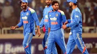 ਭਾਰਤ-ਦੱਖਣੀ ਅਫਰੀਕਾ ਵਨ ਡੇ ਮੈਚ : ਭਾਰਤ ਨੇ ਦੱਖਣੀ ਅਫਰੀਕਾ ਨੂੰ 17 ਦੌੜਾਂ ਨਾਲ ਹਰਾਇਆ 4 Photo of ਭਾਰਤ-ਦੱਖਣੀ ਅਫਰੀਕਾ ਵਨ ਡੇ ਮੈਚ : ਭਾਰਤ ਨੇ ਦੱਖਣੀ ਅਫਰੀਕਾ ਨੂੰ 17 ਦੌੜਾਂ ਨਾਲ ਹਰਾਇਆ