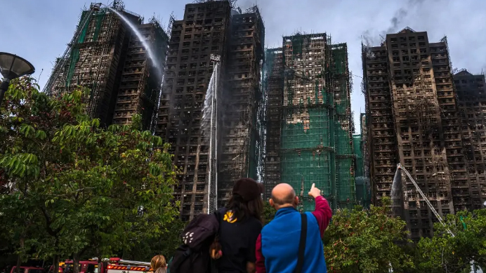 ਹਾਂਗਕਾਂਗ ਦੇ ਅਪਾਰਟਮੈਂਟ 'ਚ ਅੱਗ ਨਾਲ ਮਰਨ ਵਾਲਿਆਂ ਦੀ ਗਿਣਤੀ 146 ਹੋਈ 1 d5 5