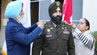 ਡਿਪਟੀ ਕਮਾਂਡਰ ਮੇਜਰ ਸਿਮਰਤਪਾਲ ਸਿਮਰ ਸਿੰਘ ਨੂੰ ਯੂਐਸ ਆਰਮੀ ਕੋਰ ਆਫ਼ ਇੰਜਨੀਅਰਜ਼ ਦੇ ਲੈਫਟੀਨੈਂਟ ਕਰਨਲ ਵਜੋਂ ਤਰੱਕੀ 3 Photo of ਡਿਪਟੀ ਕਮਾਂਡਰ ਮੇਜਰ ਸਿਮਰਤਪਾਲ ਸਿਮਰ ਸਿੰਘ ਨੂੰ ਯੂਐਸ ਆਰਮੀ ਕੋਰ ਆਫ਼ ਇੰਜਨੀਅਰਜ਼ ਦੇ ਲੈਫਟੀਨੈਂਟ ਕਰਨਲ ਵਜੋਂ ਤਰੱਕੀ