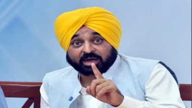 ਬਿੱਲ ਨਾ ਦੇਣ ‘ਤੇ ਨਹੀਂ ਰੋਕ ਸਕਦੇ ਮ੍ਰਿਤਕ ਦੇਹ! CM ਮਾਨ ਨੇ ਨਿੱਜੀ ਹਸਪਤਾਲਾਂ ਨੂੰ ਜਾਰੀ ਕੀਤੇ ਸਖਤ ਹੁਕਮ 2 Photo of ਬਿੱਲ ਨਾ ਦੇਣ ‘ਤੇ ਨਹੀਂ ਰੋਕ ਸਕਦੇ ਮ੍ਰਿਤਕ ਦੇਹ! CM ਮਾਨ ਨੇ ਨਿੱਜੀ ਹਸਪਤਾਲਾਂ ਨੂੰ ਜਾਰੀ ਕੀਤੇ ਸਖਤ ਹੁਕਮ