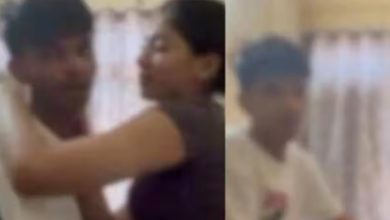 ਸੋਨਾਲੀ ਤੋਂ ਬਾਅਦ ਹੁਣ ਇੱਕ ਹੋਰ ਜੋੜੇ ਦਾ 19 ਮਿੰਟ 34 ਸਕਿੰਟ ਦਾ ਨਿੱਜੀ ਵੀਡੀਓ ਸੋਸ਼ਲ ਮੀਡੀਆ 'ਤੇ ਵਾਇਰਲ 3 Photo of ਸੋਨਾਲੀ ਤੋਂ ਬਾਅਦ ਹੁਣ ਇੱਕ ਹੋਰ ਜੋੜੇ ਦਾ 19 ਮਿੰਟ 34 ਸਕਿੰਟ ਦਾ ਨਿੱਜੀ ਵੀਡੀਓ ਸੋਸ਼ਲ ਮੀਡੀਆ ‘ਤੇ ਵਾਇਰਲ