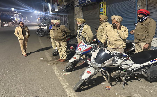 ਮੁਕਤਸਰ ਪੁਲਿਸ ਵੱਲੋਂ ਸ਼ਿਵ ਸੈਨਾ ਆਗੂ ਦੇ ਕਤਲ ਮਾਮਲੇ ’ਚ ਤਿੰਨ ਵਿਅਕਤੀ ਗ੍ਰਿਫਤਾਰ 1 dd 10