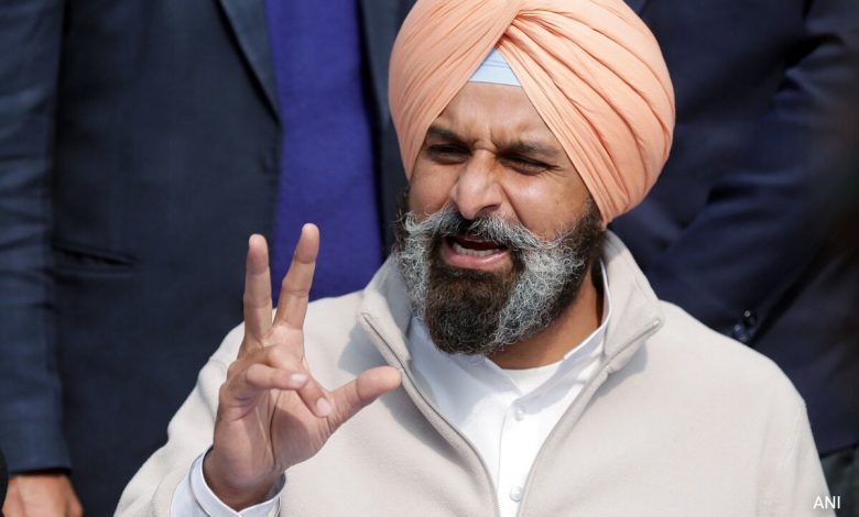 fel01ec8 bikram singh majithia 625x300 12 September 24