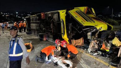 Photo of ਇੰਡੋਨੇਸ਼ੀਆ:ਸੜਕ ਹਾਦਸੇ ਵਿਚ 16 ਲੋਕਾਂ ਦੀ ਮੌਤ