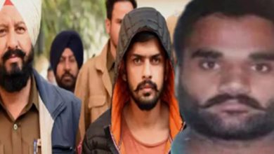 ਗੈਂਗਸਟਰ ਲਾਰੈਂਸ, ਗੋਲਡੀ ਬਰਾੜ, ਅਨਮੋਲ ਤੇ ਅੱਤਵਾਦੀ ਸ਼ਹਿਜ਼ਾਦ ਭੱਟੀ ਨੂੰ ਮਾਰਨ ਵਾਲੇ ਨੂੰ 10 ਲੱਖ ਰੁਪਏ ਦਾ ਇਨਾਮ ਦੇਣ ਦਾ ਐਲਾਨ 5 Photo of ਗੈਂਗਸਟਰ ਲਾਰੈਂਸ, ਗੋਲਡੀ ਬਰਾੜ, ਅਨਮੋਲ ਤੇ ਅੱਤਵਾਦੀ ਸ਼ਹਿਜ਼ਾਦ ਭੱਟੀ ਨੂੰ ਮਾਰਨ ਵਾਲੇ ਨੂੰ 10 ਲੱਖ ਰੁਪਏ ਦਾ ਇਨਾਮ ਦੇਣ ਦਾ ਐਲਾਨ