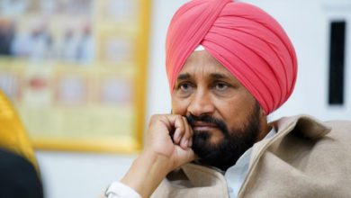 ਚੰਨੀ ਦੇ ਬਿਆਨ ਤੋਂ ਬਾਅਦ ਪੰਜਾਬ ਕਾਂਗਰਸ ਦੋਫਾੜ; 35 ਆਗੂਆਂ ਨੇ ਕਾਂਗਰਸ ਹਾਈ ਕਮਾਂਡ ਨੂੰ ਲਿਖੀ ਚਿੱਠੀ 4 Photo of ਚੰਨੀ ਦੇ ਬਿਆਨ ਤੋਂ ਬਾਅਦ ਪੰਜਾਬ ਕਾਂਗਰਸ ਦੋਫਾੜ; 35 ਆਗੂਆਂ ਨੇ ਕਾਂਗਰਸ ਹਾਈ ਕਮਾਂਡ ਨੂੰ ਲਿਖੀ ਚਿੱਠੀ