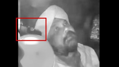 ਪਾਕਿਸਤਾਨੀ ਡੌਨ ਨੇ ਸ਼ੇਅਰ ਕੀਤੀ ਪੁਲਸ ਮੁਲਾਜ਼ਮਾਂ ਦੇ ਕਤਲ ਦੀ VIDEO: ਪੁਆਇੰਟ ਬਲੈਂਕ ਰੇਂਜ ਤੋਂ ਸਿਰ 'ਚ ਮਾਰੀ ਗੋਲੀ 6 Photo of ਪਾਕਿਸਤਾਨੀ ਡੌਨ ਨੇ ਸ਼ੇਅਰ ਕੀਤੀ ਪੁਲਸ ਮੁਲਾਜ਼ਮਾਂ ਦੇ ਕਤਲ ਦੀ VIDEO: ਪੁਆਇੰਟ ਬਲੈਂਕ ਰੇਂਜ ਤੋਂ ਸਿਰ ‘ਚ ਮਾਰੀ ਗੋਲੀ