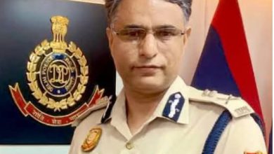 Photo of ਟ੍ਰੈਫਿਕ ਜਾਮ ‘ਚ ਫਸੇ ਜੱਜ ਸਾਬ੍ਹ, ਕੋਰਟ ਵਿਚ ਸੱਦ ਲਿਆ DGP…