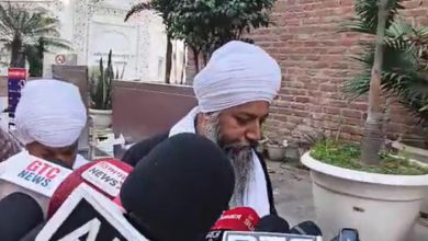 Photo of ਸ੍ਰੀ ਗੁਰੂ ਨਾਨਕ ਦੇਵ ਜੀ ਦੇ ਅਦਬ ਸਤਿਕਾਰ ਵਿਰੁੱਧ ਟਿੱਪਣੀਆਂ ਮਾਮਲੇ ’ਚ ਗੁਰਜੰਟ ਸਿੰਘ ਸ੍ਰੀ ਅਕਾਲ ਤਖ਼ਤ ਸਾਹਿਬ ਤਲਬ