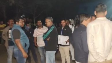 ਸੜਕ ਮੁਰੰਮਤ ਦੇ ਕੰਮ ਦੌਰਾਨ ਡੀਜ਼ਲ ਤੇਲ ਨਾਲ ਭਰਿਆ ਇੱਕ ਟੈਂਕਰ ਫਟਿਆ, 5 Photo of ਸੜਕ ਮੁਰੰਮਤ ਦੇ ਕੰਮ ਦੌਰਾਨ ਡੀਜ਼ਲ ਤੇਲ ਨਾਲ ਭਰਿਆ ਇੱਕ ਟੈਂਕਰ ਫਟਿਆ,