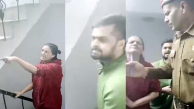 ਦਿੱਲੀ ਵਿੱਚ, ਉੱਤਰ-ਪੂਰਬ ਦੀਆਂ ਤਿੰਨ ਕੁੜੀਆਂ ਵਿਰੁੱਧ ਅਪਮਾਨਜਨਕ ਟਿੱਪਣੀਆਂ ਕਰਨ ਤੋਂ ਬਾਅਦ ਗੁਆਂਢੀਆਂ ਨੂੰ 14 ਦਿਨਾਂ ਲਈ ਨਿਆਂਇਕ ਹਿਰਾਸਤ ਭੇਜਿਆ 19 Photo of ਦਿੱਲੀ ਵਿੱਚ, ਉੱਤਰ-ਪੂਰਬ ਦੀਆਂ ਤਿੰਨ ਕੁੜੀਆਂ ਵਿਰੁੱਧ ਅਪਮਾਨਜਨਕ ਟਿੱਪਣੀਆਂ ਕਰਨ ਤੋਂ ਬਾਅਦ ਗੁਆਂਢੀਆਂ ਨੂੰ 14 ਦਿਨਾਂ ਲਈ ਨਿਆਂਇਕ ਹਿਰਾਸਤ ਭੇਜਿਆ