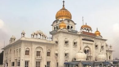 ਕੀਰਤਨ ਸਮਾਗਮ ਦੌਰਾਨ ਮਾਈਕ ਨੂੰ ਲੈ ਕੇ ਵਿਵਾਦ, ਵੀਡੀਓ ਵਾਇਰਲ ਹੋਣ ਮਗਰੋਂ DSGMC ਮੈਂਬਰ ਨੇ ਮੰਗੀ ਮੁਆਫੀ 3 Photo of ਕੀਰਤਨ ਸਮਾਗਮ ਦੌਰਾਨ ਮਾਈਕ ਨੂੰ ਲੈ ਕੇ ਵਿਵਾਦ, ਵੀਡੀਓ ਵਾਇਰਲ ਹੋਣ ਮਗਰੋਂ DSGMC ਮੈਂਬਰ ਨੇ ਮੰਗੀ ਮੁਆਫੀ