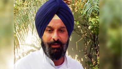 ਮਜੀਠੀਆ ਨੂੰ ਅੱਜ ਚੰਡੀਗੜ੍ਹ ਅਦਾਲਤ ‘ਚ ਪੇਸ਼ ਹੋਣ ਦਾ ਹੁਕਮ 9 Photo of ਮਜੀਠੀਆ ਨੂੰ ਅੱਜ ਚੰਡੀਗੜ੍ਹ ਅਦਾਲਤ ‘ਚ ਪੇਸ਼ ਹੋਣ ਦਾ ਹੁਕਮ