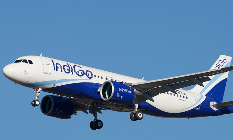 ਇੰਡੀਗੋ ਜਹਾਜ਼ ' ਚ, 200 ਤੋਂ ਵੱਧ ਯਾਤਰੀ 5 ਘੰਟੇ ਤੱਕ ਫਸੇ ਰਹੇ 1 d51 10