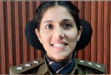 Photo of ਵਾਰ-ਵਾਰ ਛੁੱਟੀ ਲੈ ਰਹੀ ਸੀ ਮਹਿਲਾ SP, DGP ਨੇ ਉਸ ਦੀ ਡਿਊਟੀ ਜੂਨੀਅਰ ਨੂੰ ਸੌਂਪੀ