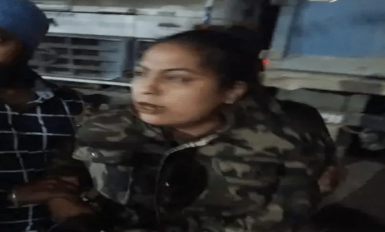 ਲੁਧਿਆਣਾ ਵਿੱਚ ਫਰਜ਼ੀ ਪੁਲਿਸ ਔਰਤ ਕਾਬੂ, ਟਰੱਕ ਡਰਾਈਵਰਾਂ ਤੋਂ ਕਰਦੀ ਸੀ ਵਸੂਲੀ 1 d51 3