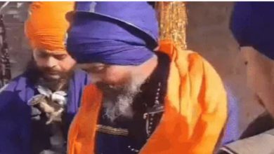 Photo of  ਅੰਮ੍ਰਿਤਸਰ ‘ਚ ਫਰਜ਼ੀ ਵਿਆਹ ਕਰਵਾਉਣ ਨੂੰ ਲੈਕੇ ਵੱਡਾ ਖੁਲਾਸਾ, ਸ੍ਰੀ ਗੁਰੂ ਗ੍ਰੰਥ ਸਾਹਿਬ ਜੀ ਦੀ ਬੇਅਦਬੀ ‘ਤੇ ਹੋਇਆ ਹੰਗਾਮਾ