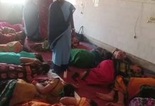 Photo of ਇਨਸਾਨੀਅਤ ਸ਼ਰਮਸਾਰ!  ਹਸਪਤਾਲ ‘ਚ ਨਸਬੰਦੀ ਤੋਂ ਬਾਅਦ 20 ਔਰਤਾਂ ਨੂੰ ਫਰਸ਼ ‘ਤੇ ਲੇਟਣ ਲਈ ਛੱਡ ਦਿੱਤਾ ਗਿਆ