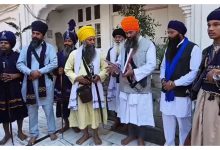 Photo of ਪੰਜ ਮੈਂਬਰੀ ਕਮੇਟੀ ਗਠਿਤ ਕਰਨ ਦੀ ਮੰਗ, ਕਿਹਾ , ਪਾਵਨ ਸਰੂਪਾਂ ਦੀ ਛਪਾਈ ‘ਚ 4700 ਗਲਤੀਆਂ ਦਾ ਦਾਅਵਾ